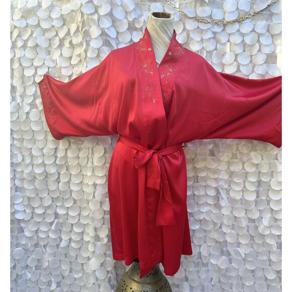VTG VICTORIA’s SECRET COLLECTION Small Red Satin Embroidered Kimono Robe Holiday - Picture 7 of 15